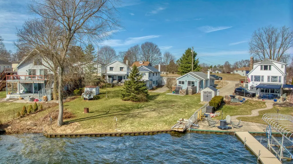 298 Ackerson Lake Drive Napoleon Township MI 49201
