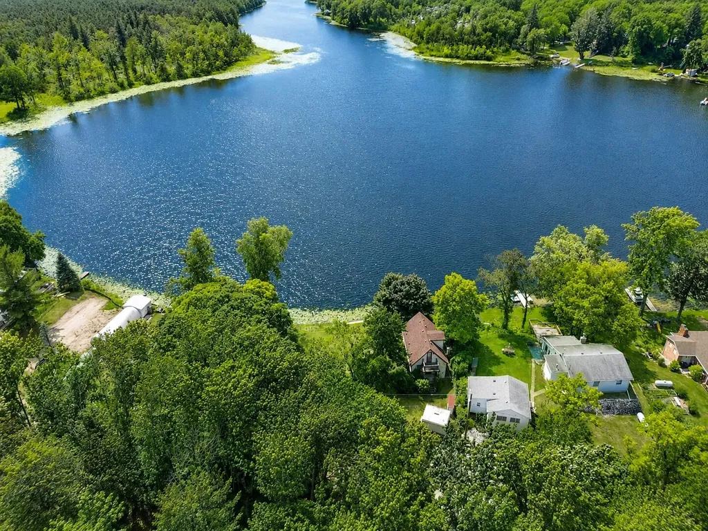 1600 Mull Road Manchester Township MI 49287