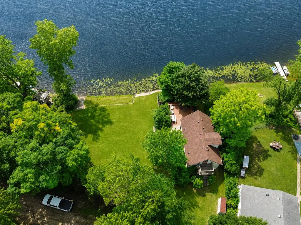 1600 Mull Road Manchester Township MI 49287