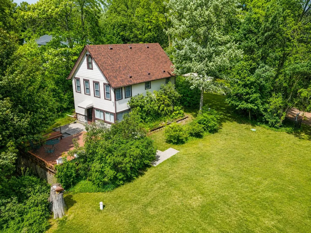 1600 Mull Road Manchester Township MI 49287