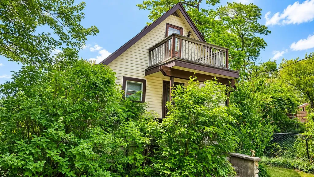1600 Mull Road Manchester Township MI 49287