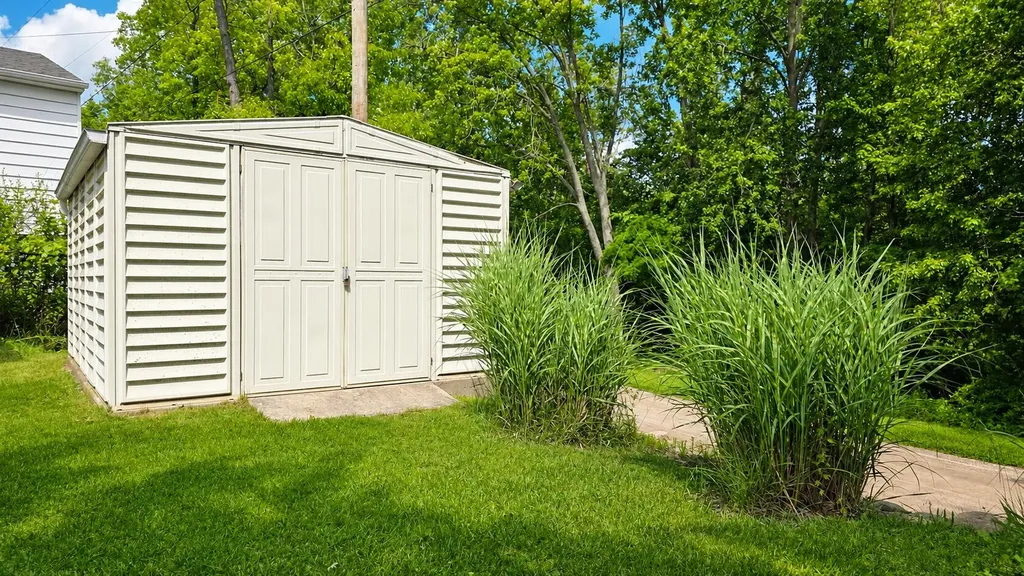 1600 Mull Road Manchester Township MI 49287