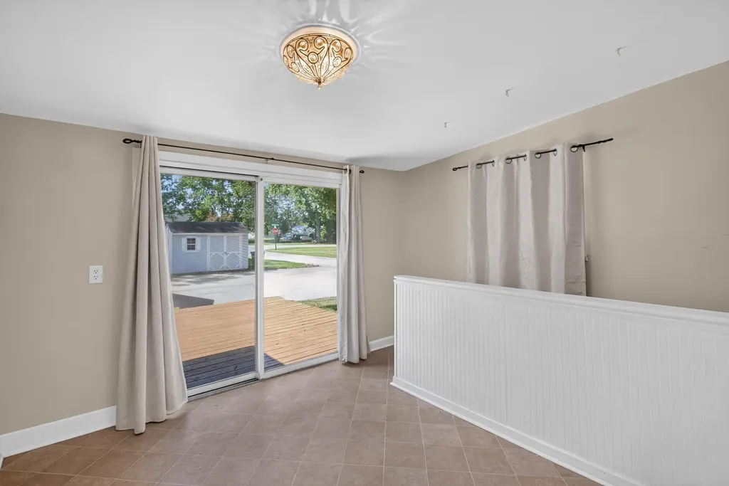 201 Tipperary Street Leoni Township MI 49254