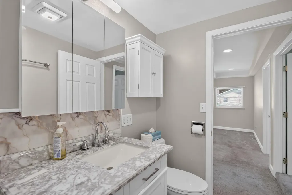 201 Tipperary Street Leoni Township MI 49254