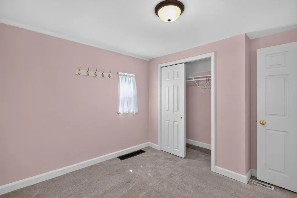 201 Tipperary Street Leoni Township MI 49254