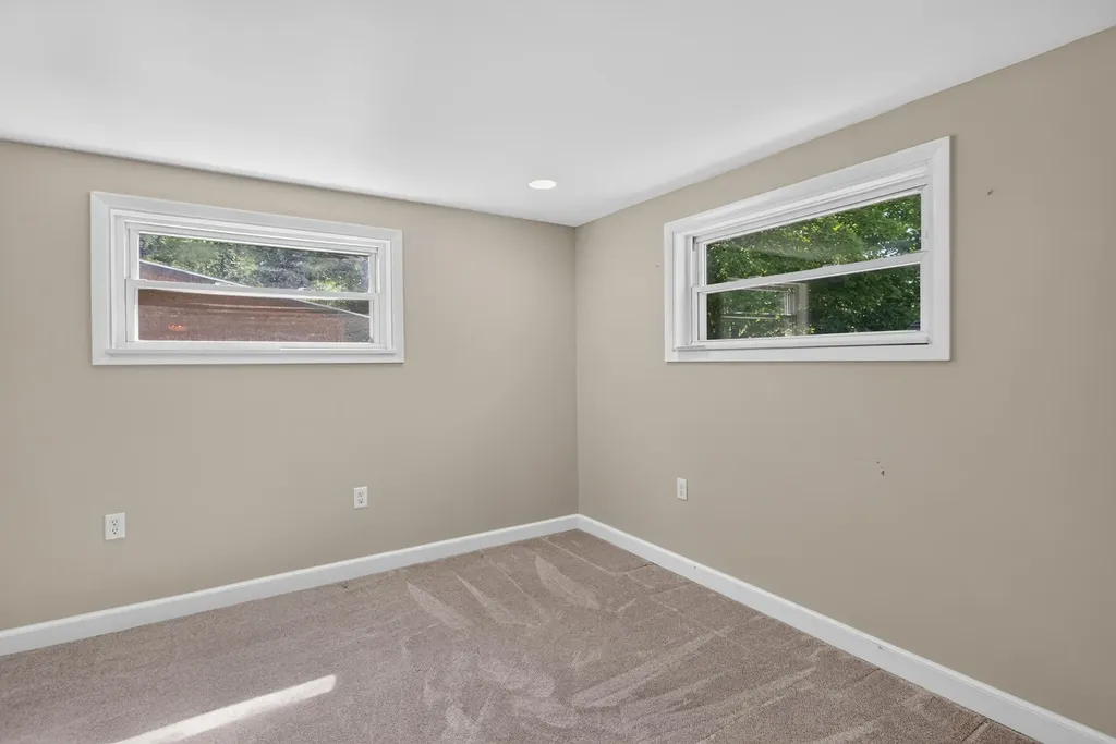 201 Tipperary Street Leoni Township MI 49254