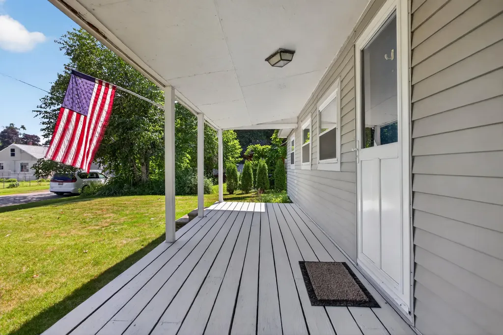 201 Tipperary Street Leoni Township MI 49254