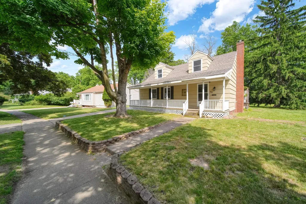 743 Briarcliff Road Jackson City MI 49201