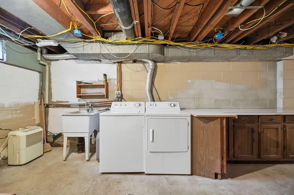 743 Briarcliff Road Jackson City MI 49201