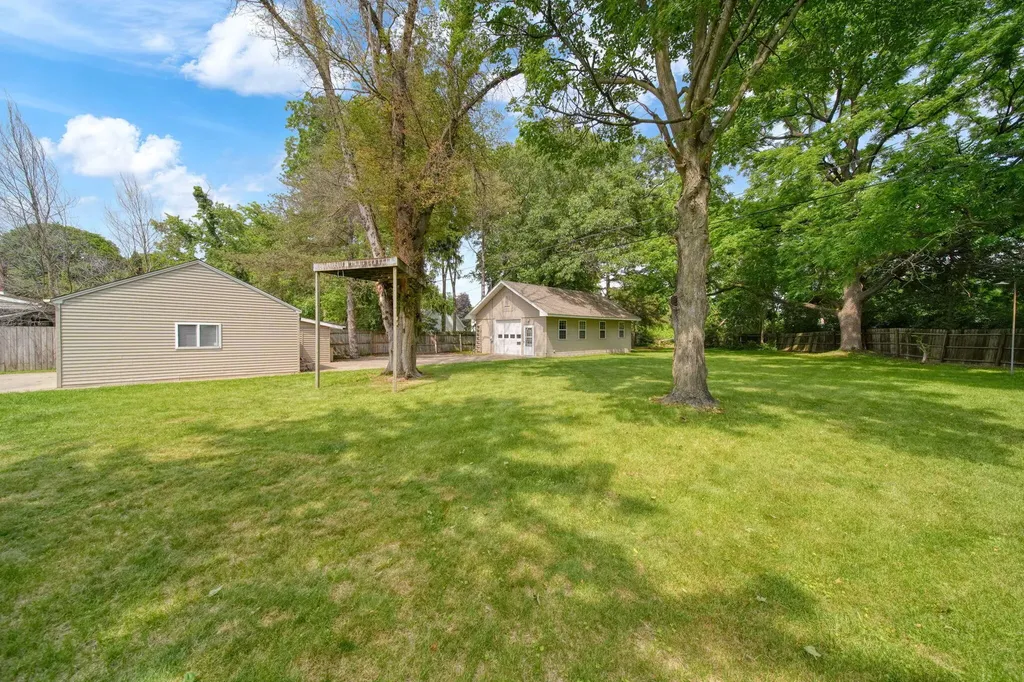 743 Briarcliff Road Jackson City MI 49201