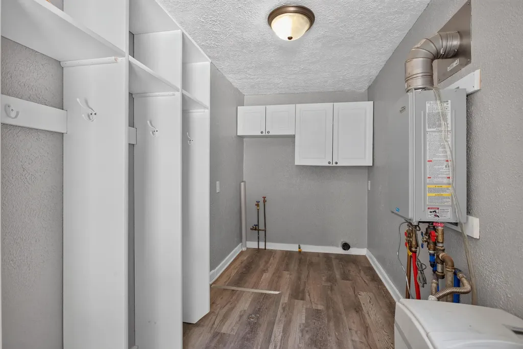 4718 S Draper Road Summit Township MI 49203