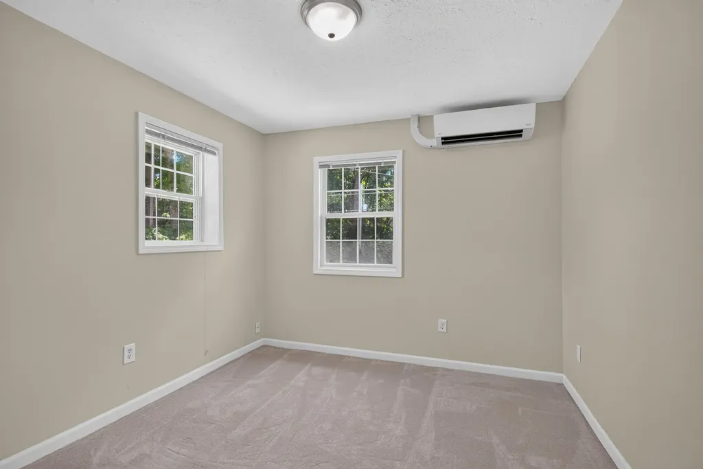 4718 S Draper Road Summit Township MI 49203