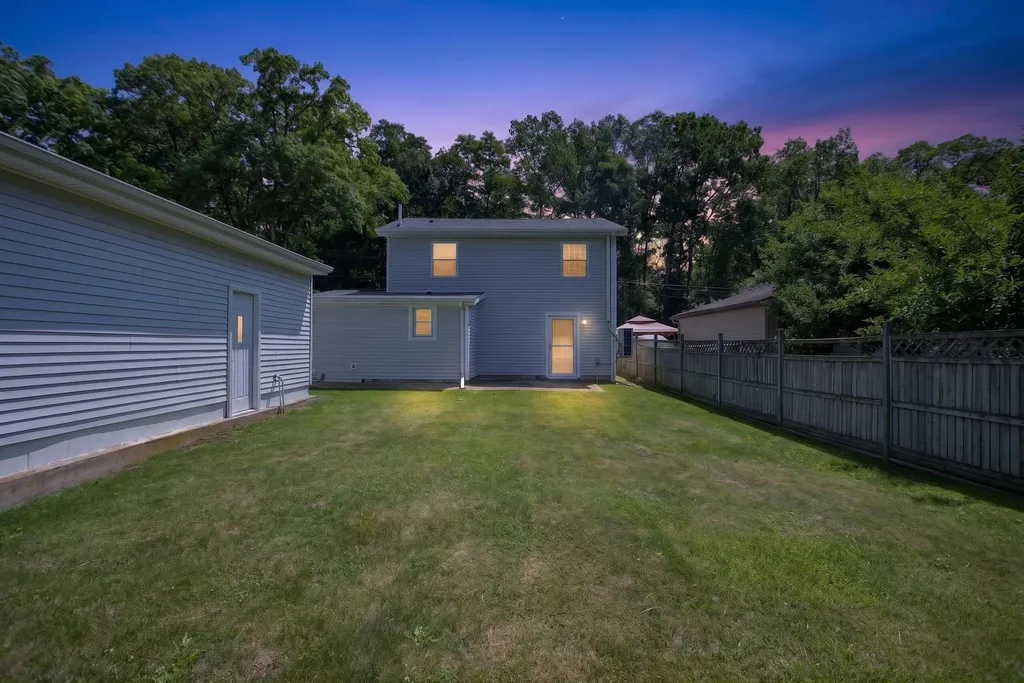 4718 S Draper Road Summit Township MI 49203