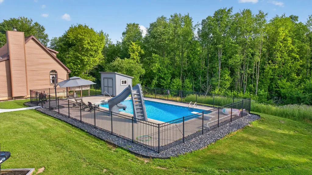 26999 Division Drive Sheridan Township MI 49224