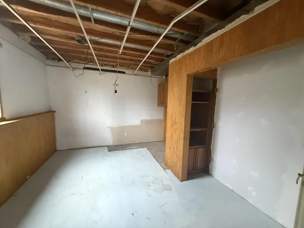 1747 Tennis Court Henrietta Township MI 49272