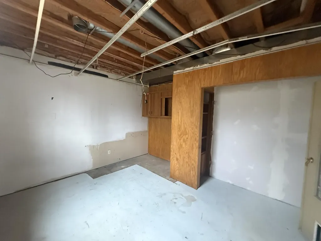 1747 Tennis Court Henrietta Township MI 49272