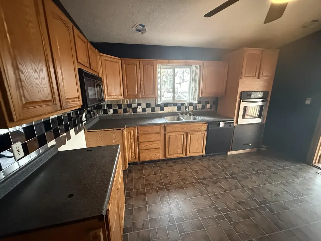 1747 Tennis Court Henrietta Township MI 49272
