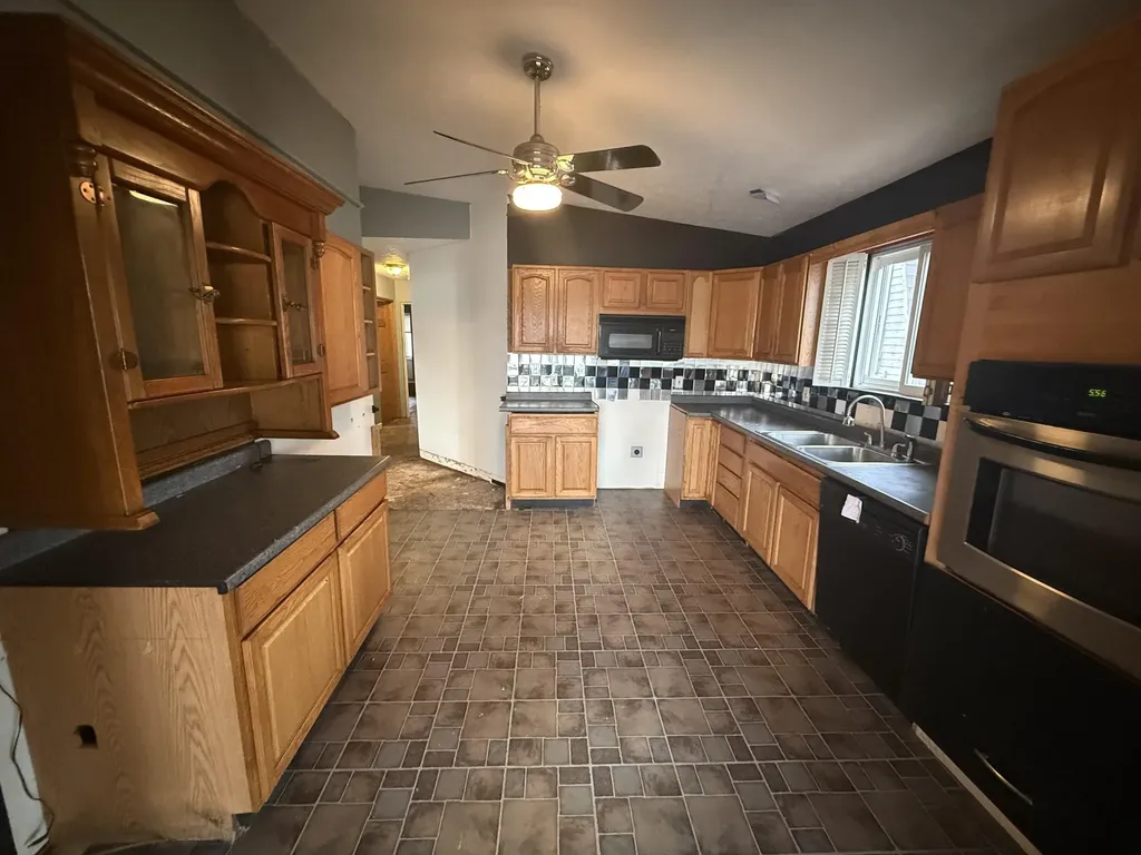 1747 Tennis Court Henrietta Township MI 49272