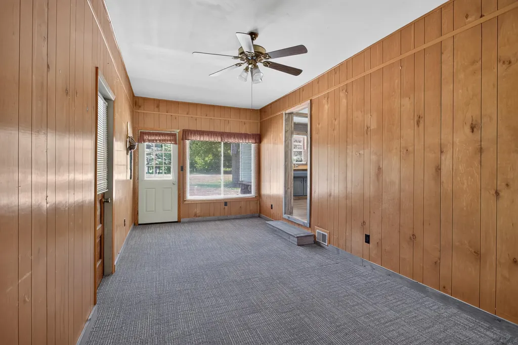 2695 Gilletts Lake Road Leoni Township MI 49201