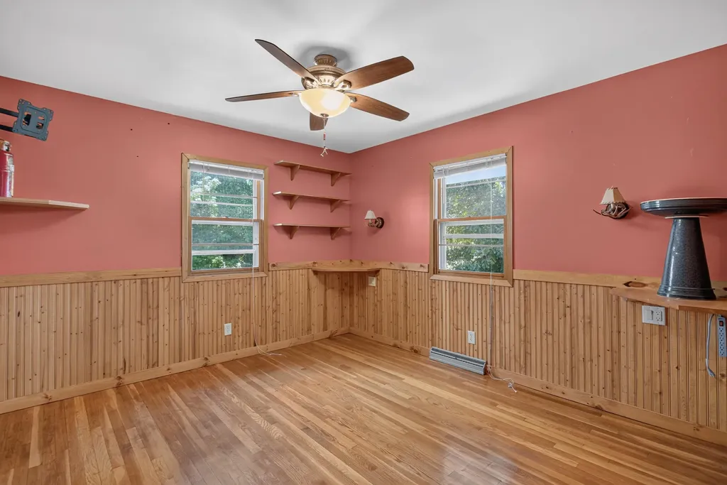 2695 Gilletts Lake Road Leoni Township MI 49201