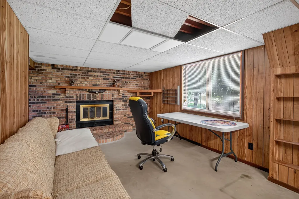 2695 Gilletts Lake Road Leoni Township MI 49201
