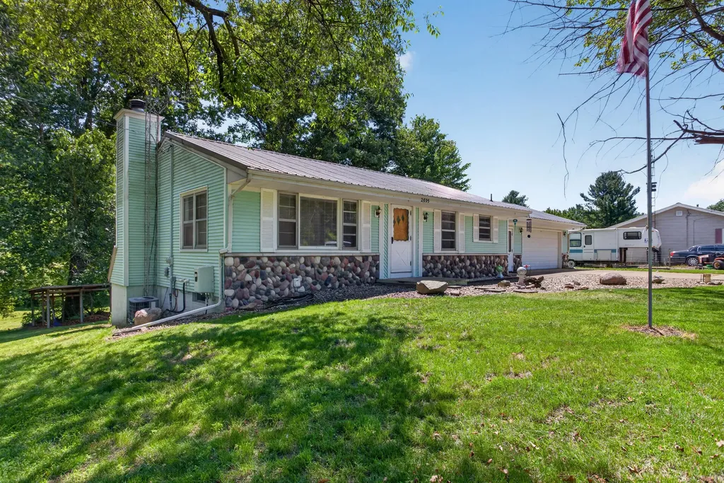 2695 Gilletts Lake Road Leoni Township MI 49201
