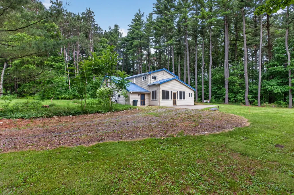 8727 Lansing Avenue Rives Township MI 49277