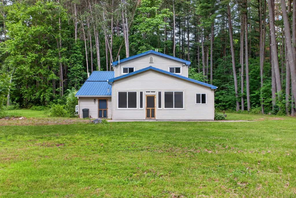 8727 Lansing Avenue Rives Township MI 49277