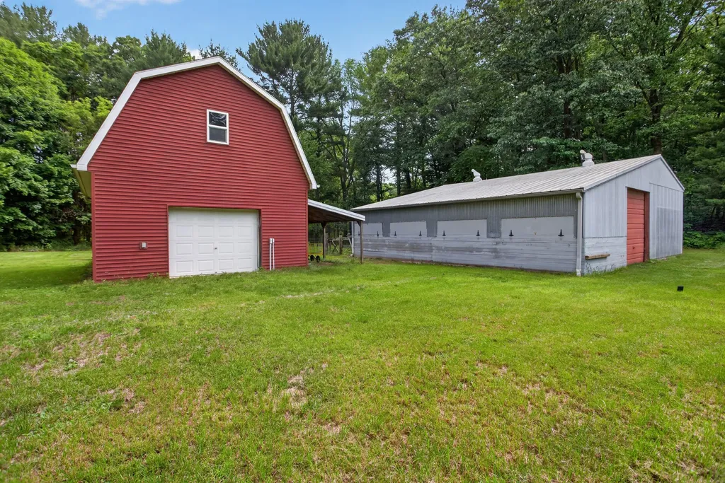 8727 Lansing Avenue Rives Township MI 49277