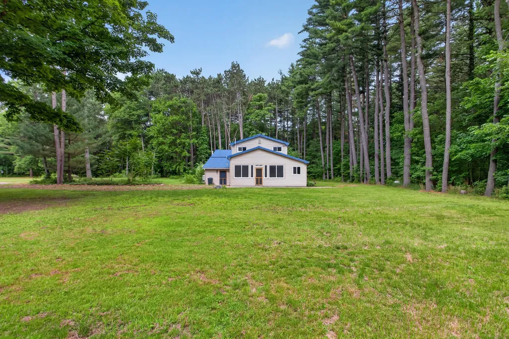 8727 Lansing Avenue Rives Township MI 49277