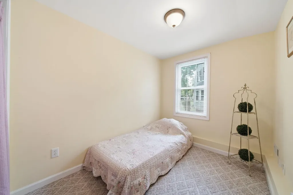 907 Westwood Boulevard Spring Arbor Township MI 49203