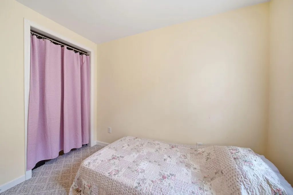 907 Westwood Boulevard Spring Arbor Township MI 49203