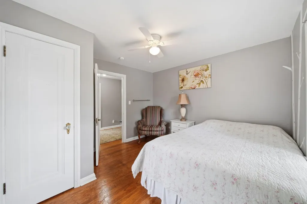 907 Westwood Boulevard Spring Arbor Township MI 49203