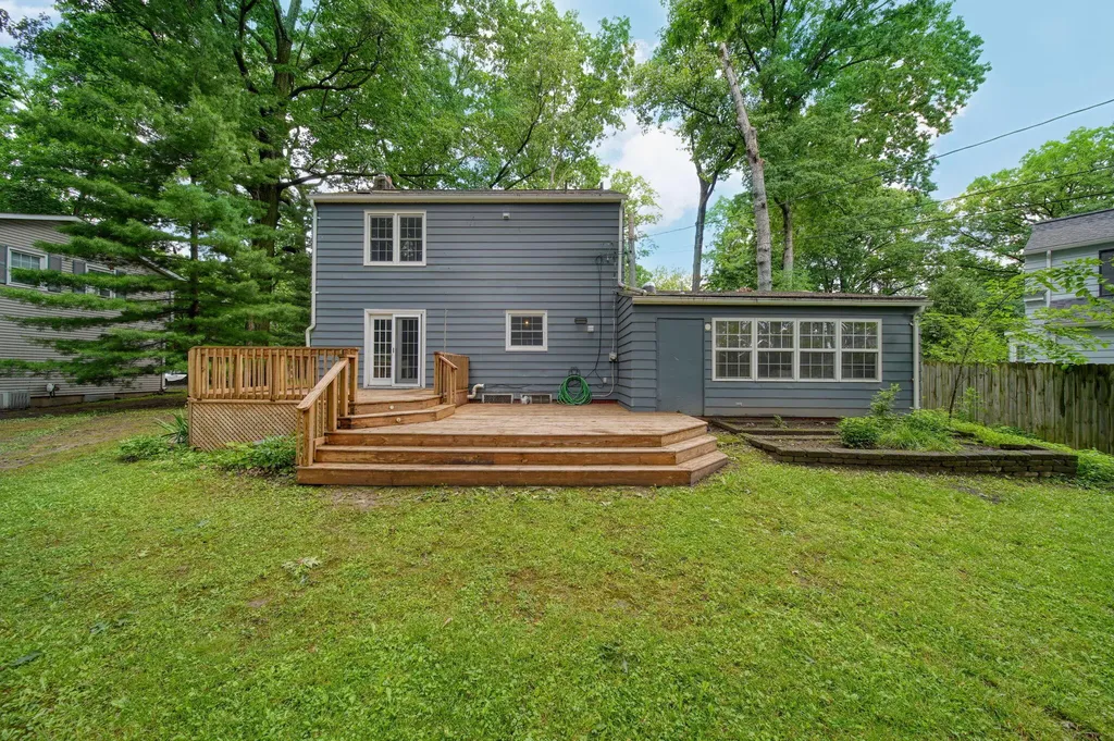 907 Westwood Boulevard Spring Arbor Township MI 49203