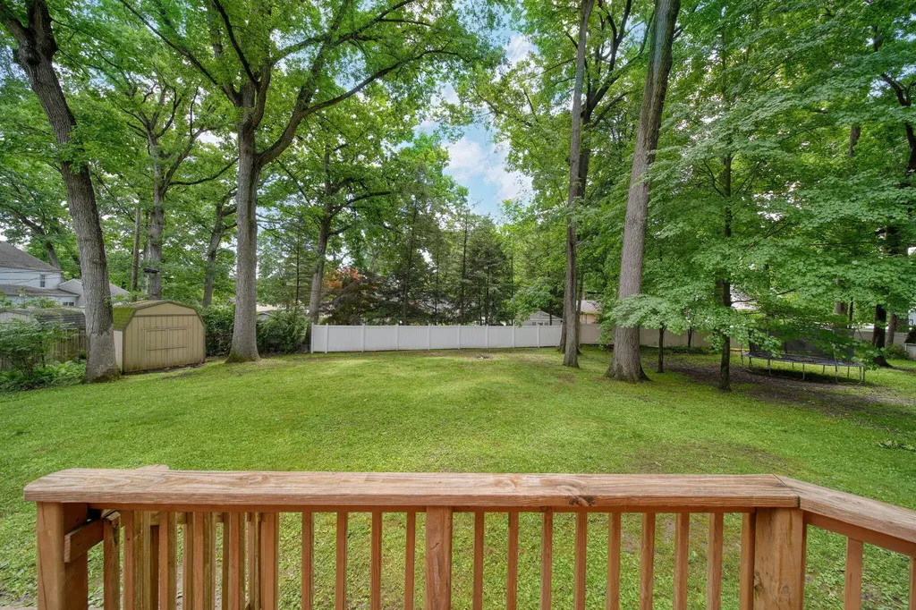 907 Westwood Boulevard Spring Arbor Township MI 49203