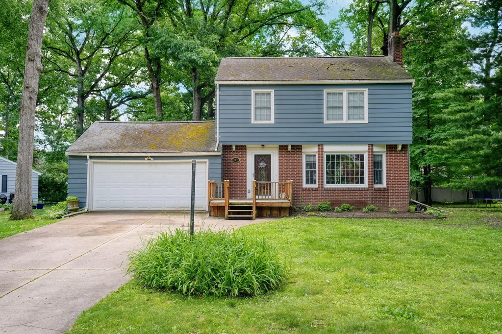 907 Westwood Boulevard Spring Arbor Township MI 49203