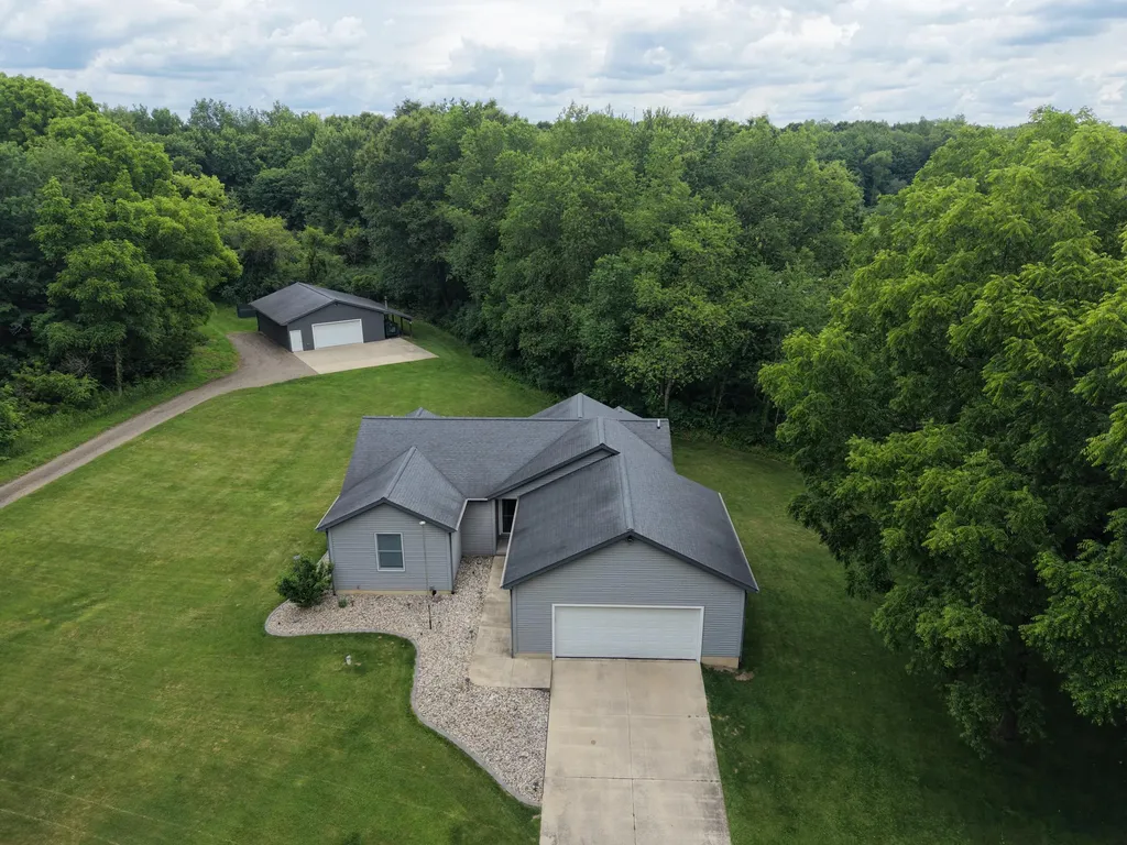 8115 S Jackson Road Unknown City MI 49201