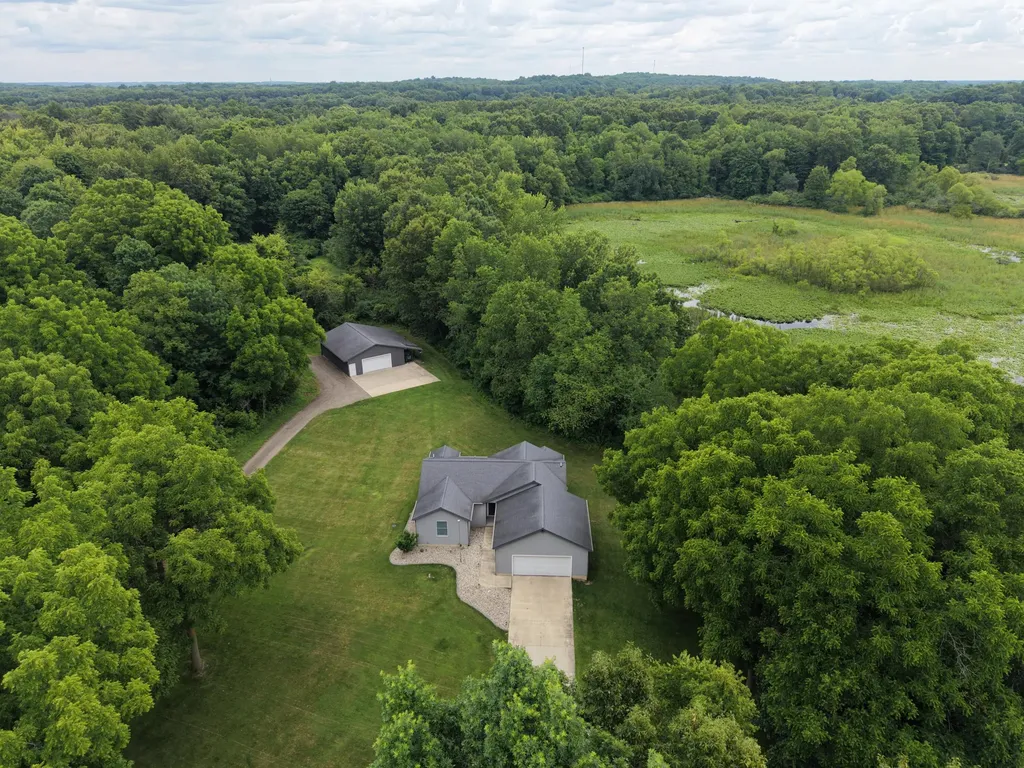 8115 S Jackson Road Unknown City MI 49201