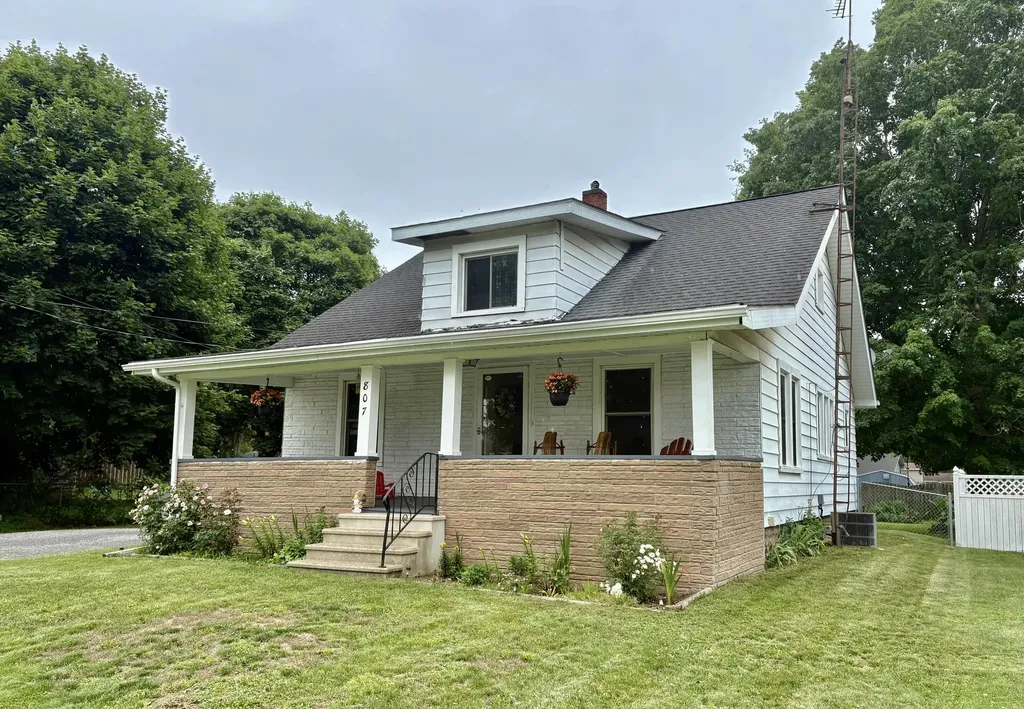 807 Concord Boulevard Blackman Charter Township MI 49202