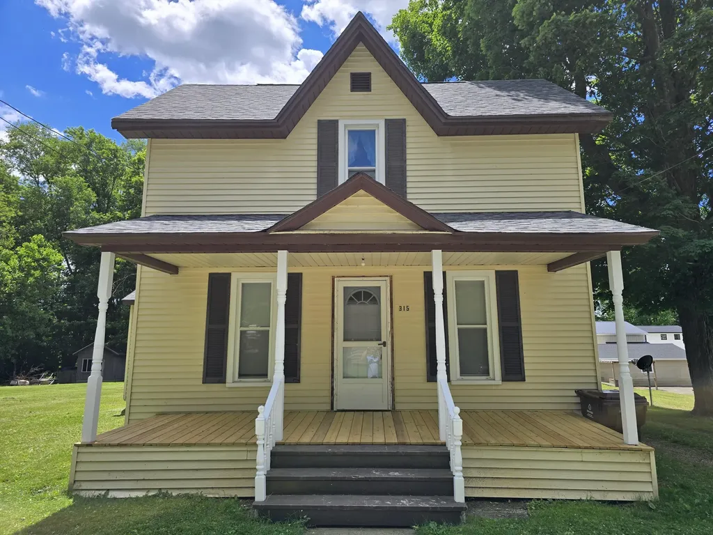 315 E Center Street Concord Village MI 49237