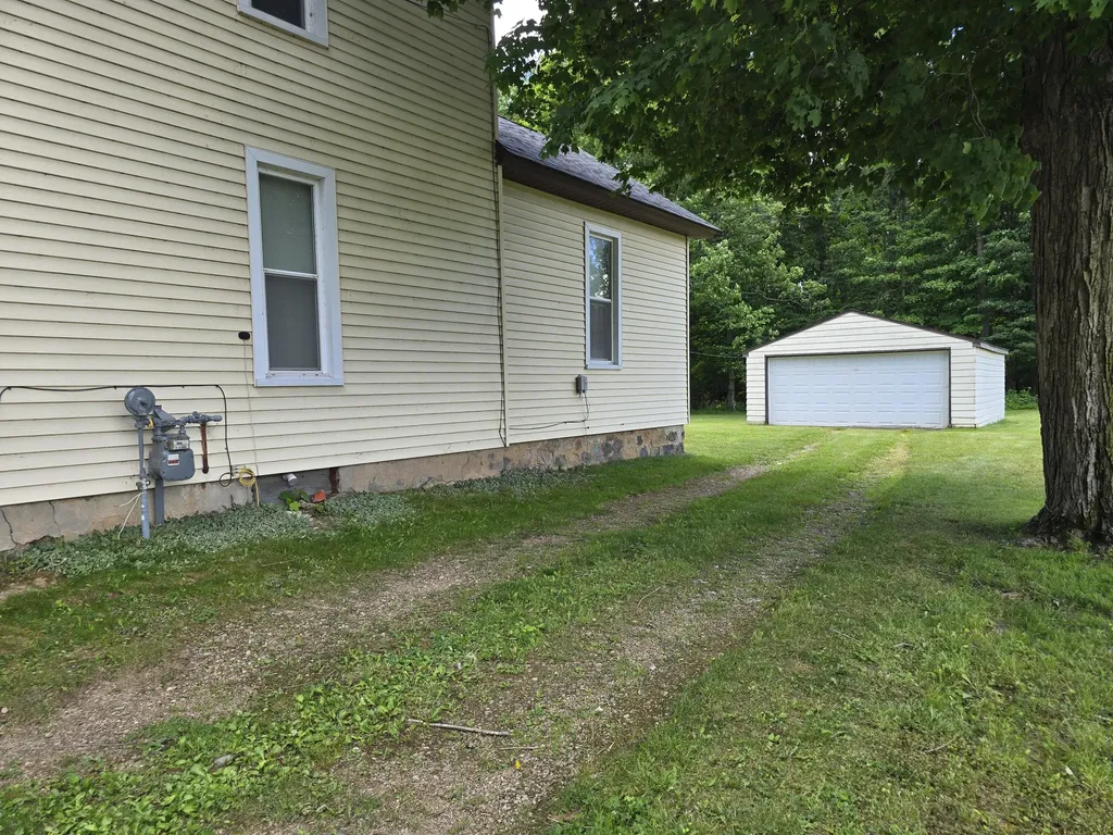 315 E Center Street Concord Village MI 49237