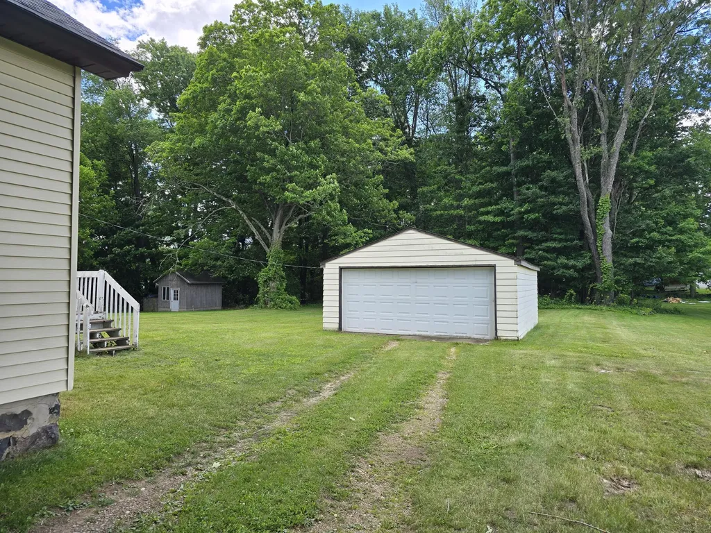 315 E Center Street Concord Village MI 49237
