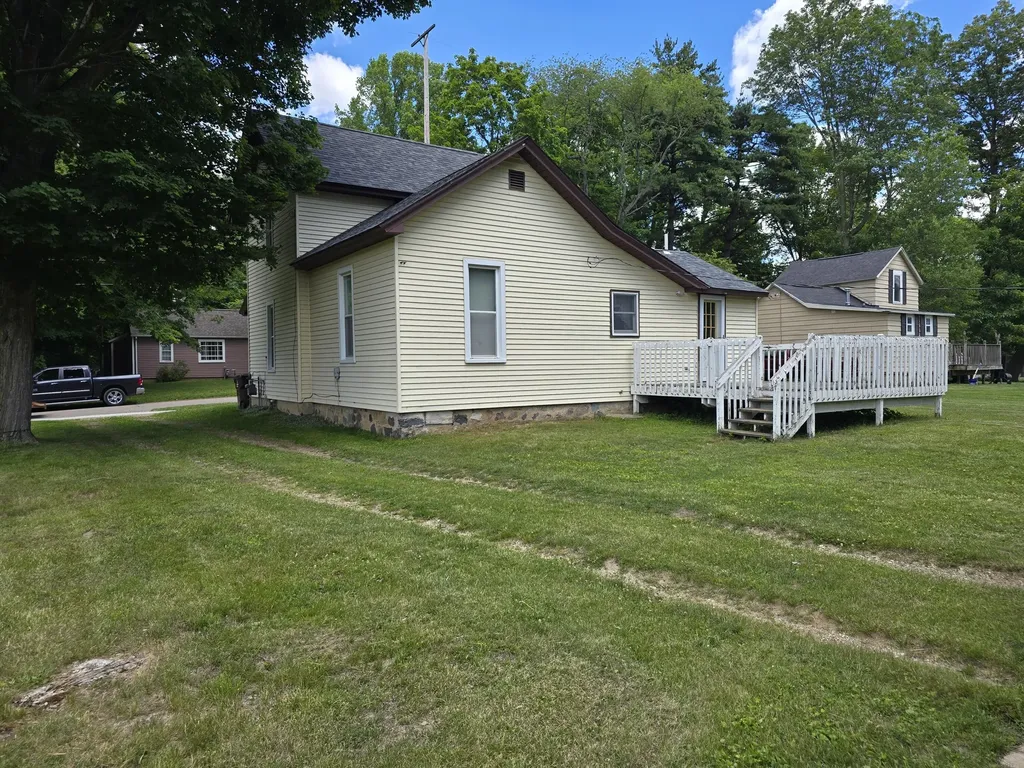 315 E Center Street Concord Village MI 49237