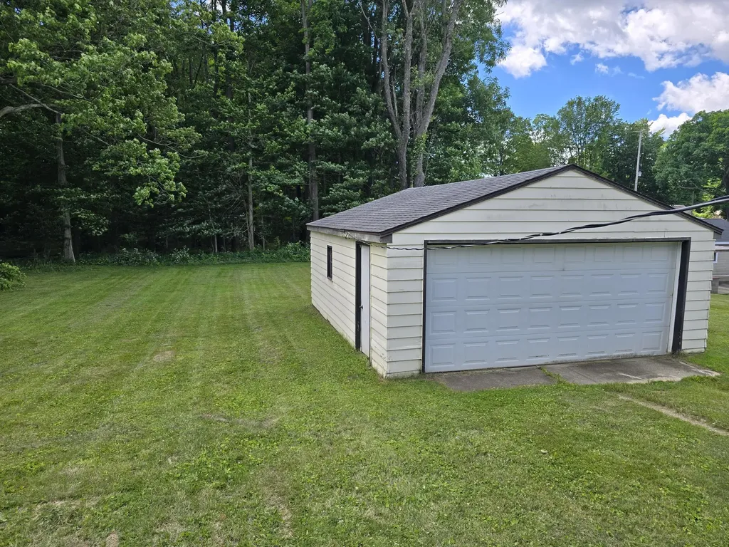 315 E Center Street Concord Village MI 49237