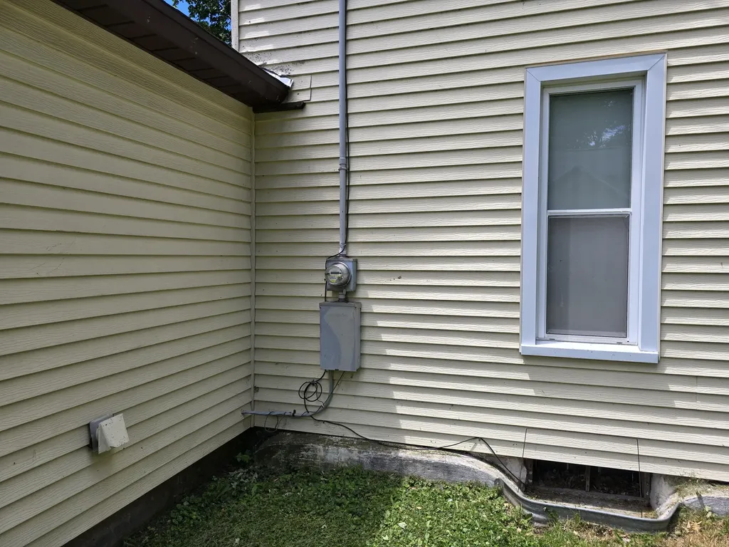 315 E Center Street Concord Village MI 49237
