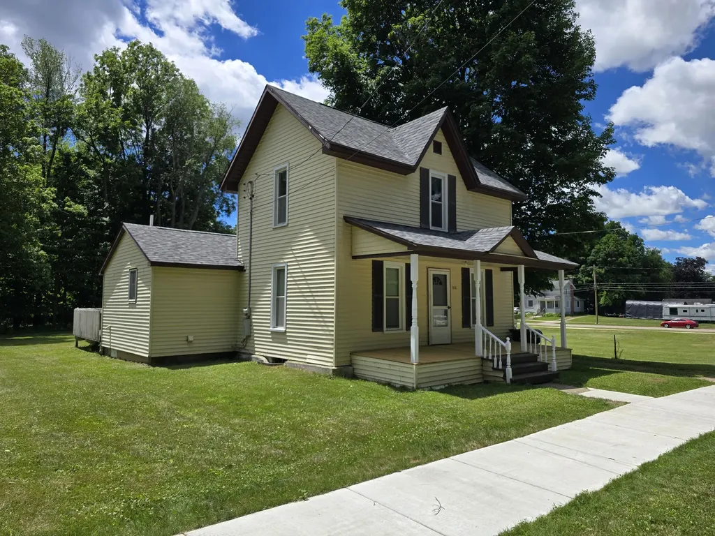 315 E Center Street Concord Village MI 49237