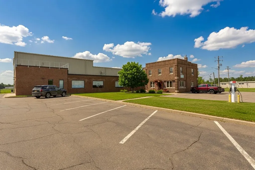 3606 Wildwood Avenue Jackson City MI 49202