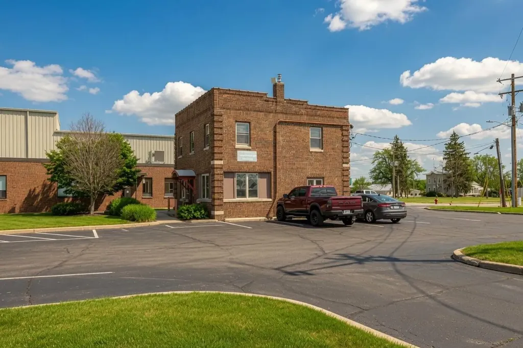 3606 Wildwood Avenue Jackson City MI 49202