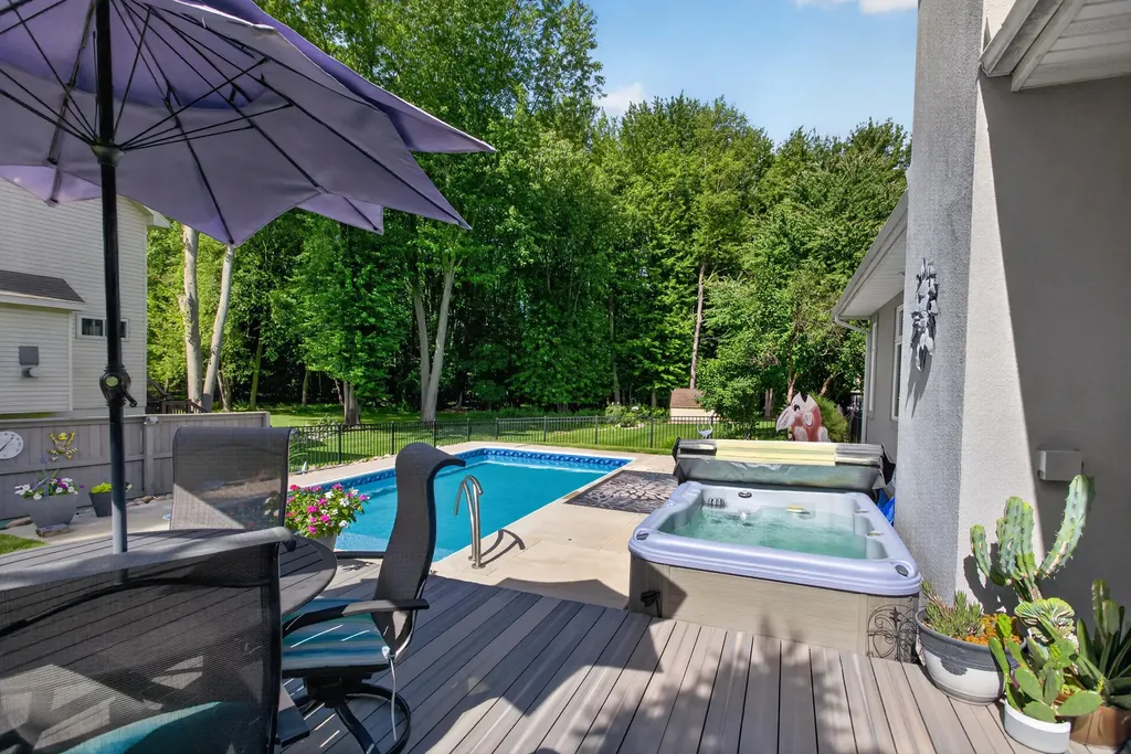 2401 Ridgeway Road Summit Township MI 49203