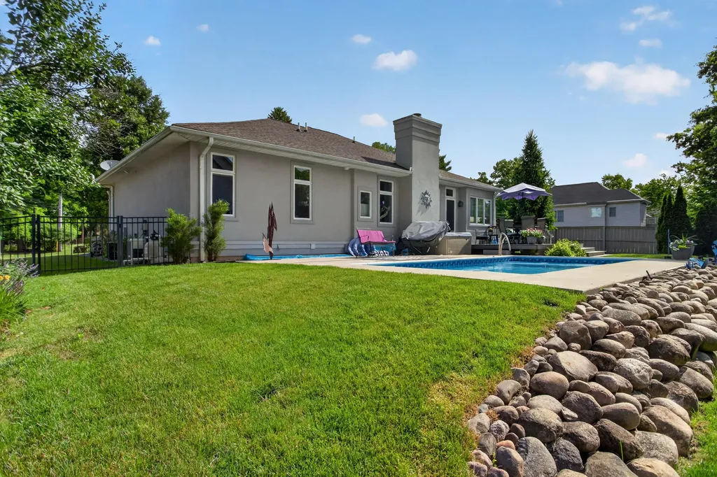2401 Ridgeway Road Summit Township MI 49203